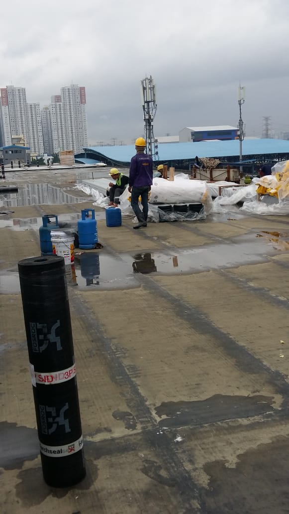 Membrane Bakar, Pelabuhan Muara Angke
